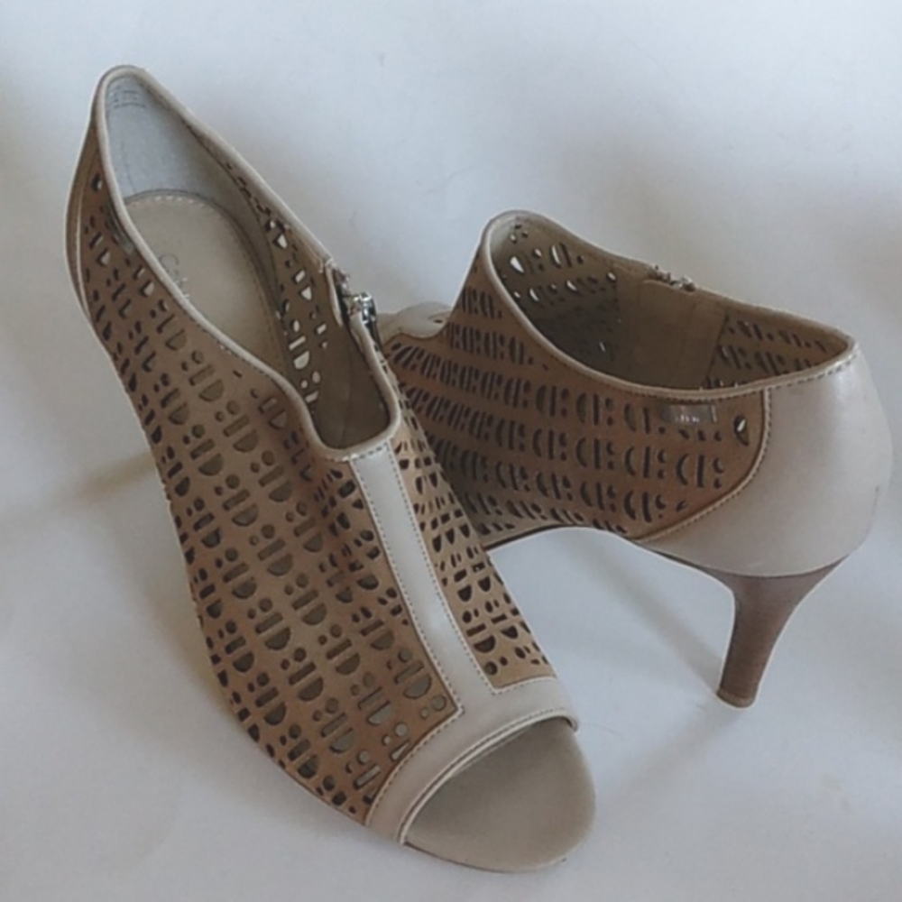 Calvin Klein Suede/Leather Peep Toe Sz 10